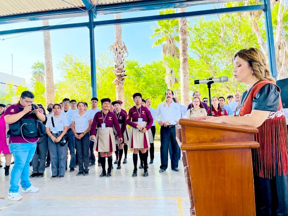 Celebran con éxito encuentro estatal de Arte Cultura e