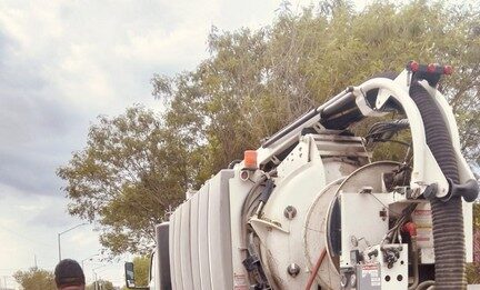 Realizó COMAPA mantenimiento a la red sanitaria en Balcones de Alcalá