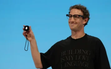 Meta presenta Charm, su dispositivo de IA, en la búsqueda del sucesor del smartphone