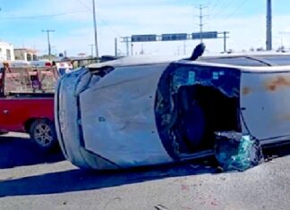 Accidente vial deja lesionados y daños en boulevard Oriente