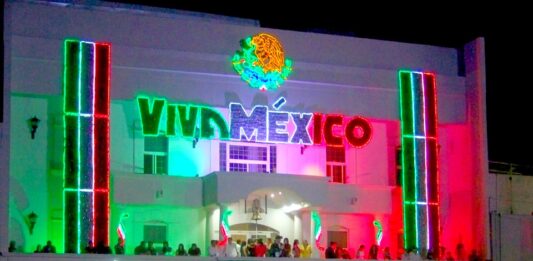 Alcalde Carlos Peña Ortiz, invitan a celebrar aniversario de la Independencia de México