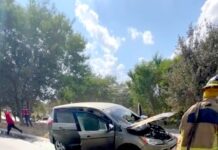 Bomberos acuden a conato de incendio de unidad
