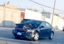 Chocan y dejan cuantiosos daños en colonia Puerta Grande