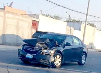 Chocan y dejan cuantiosos daños en colonia Puerta Grande