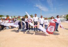 Dio arranque a nueva canchas deportiva de.Loma Blanca el Alcalde Carlos Peña Ortiz