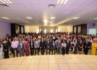 Asistió Alcalde Carlos Peña Ortiz a Segundo Informe de Gobierno en Ciudad Miguel Alemán