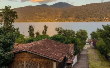 Autoridades de Tzintzuntzan, Michoacán, se niegan a entregar presupuesto directo a la isla de La Pacanda en Pátzcuaro