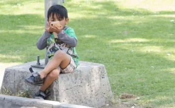 Más pantallas, menos atención: el desafío que está transformando las aulas mexicanas: consultora