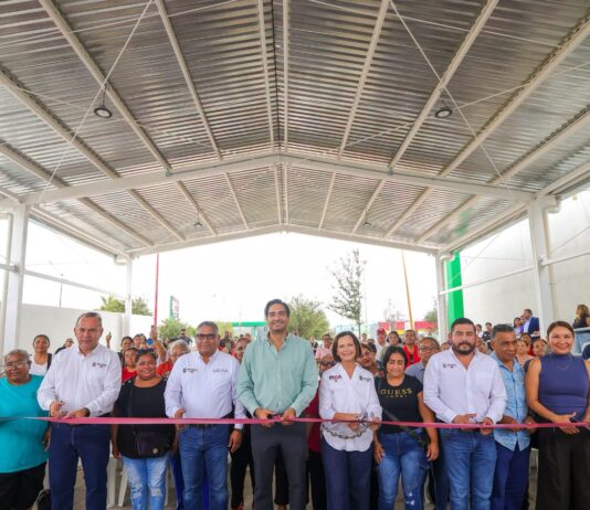 Entregó Carlos Peña Ortiz nueva techumbre a estudiantes y maestros del IRCA Jarachina