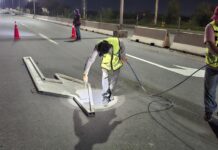 Pintó Servicios Públicos de Reynosa flechas viales en libramiento Monterrey-Matamoros