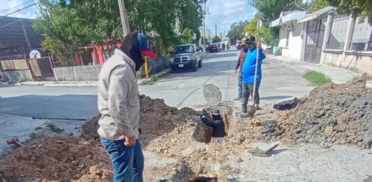 Rehabilita COMAPA red de drenaje sanitario en la colonia García Rojas