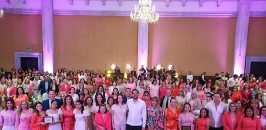 Más de 500 mujeres unidas contra el cáncer de mama, solidaridad y compromiso que salva vidas en Reynosa