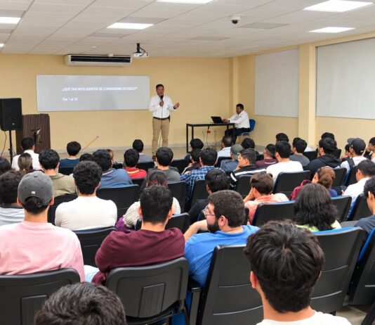 «Sacude» conferencia de EXATEC a estudiantes del TecNM campus Victoria