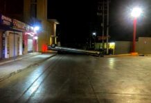 Vuelca unidad y la dejan abandonada en el Pedro José Méndez