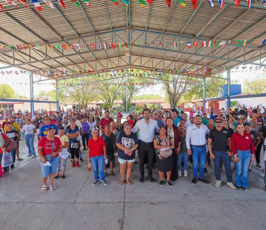 Lleva Alcalde de Reynosa beneficios de los programas de bienestar social a las colonias