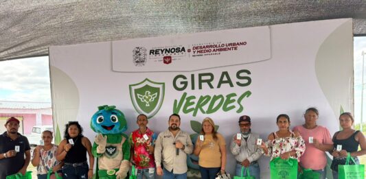 Entregó Dirección de Medio Ambiente credenciales en Rincón de las Flores