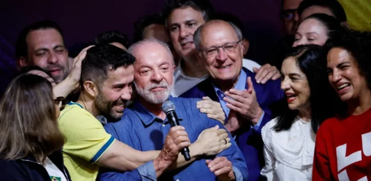 Trump dice que hubo un “fraude” en la victoria electoral de Lula en Brasil
