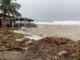 Huracán Simón obliga a suspender actividades en municipios de Jalisco, Colima, Michoacán y Nayarit